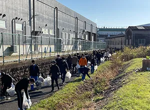 地域美化活動参加の様子